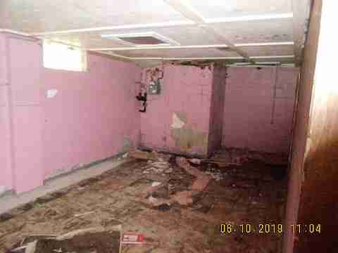 8211 Greenview (14)_m.jpg